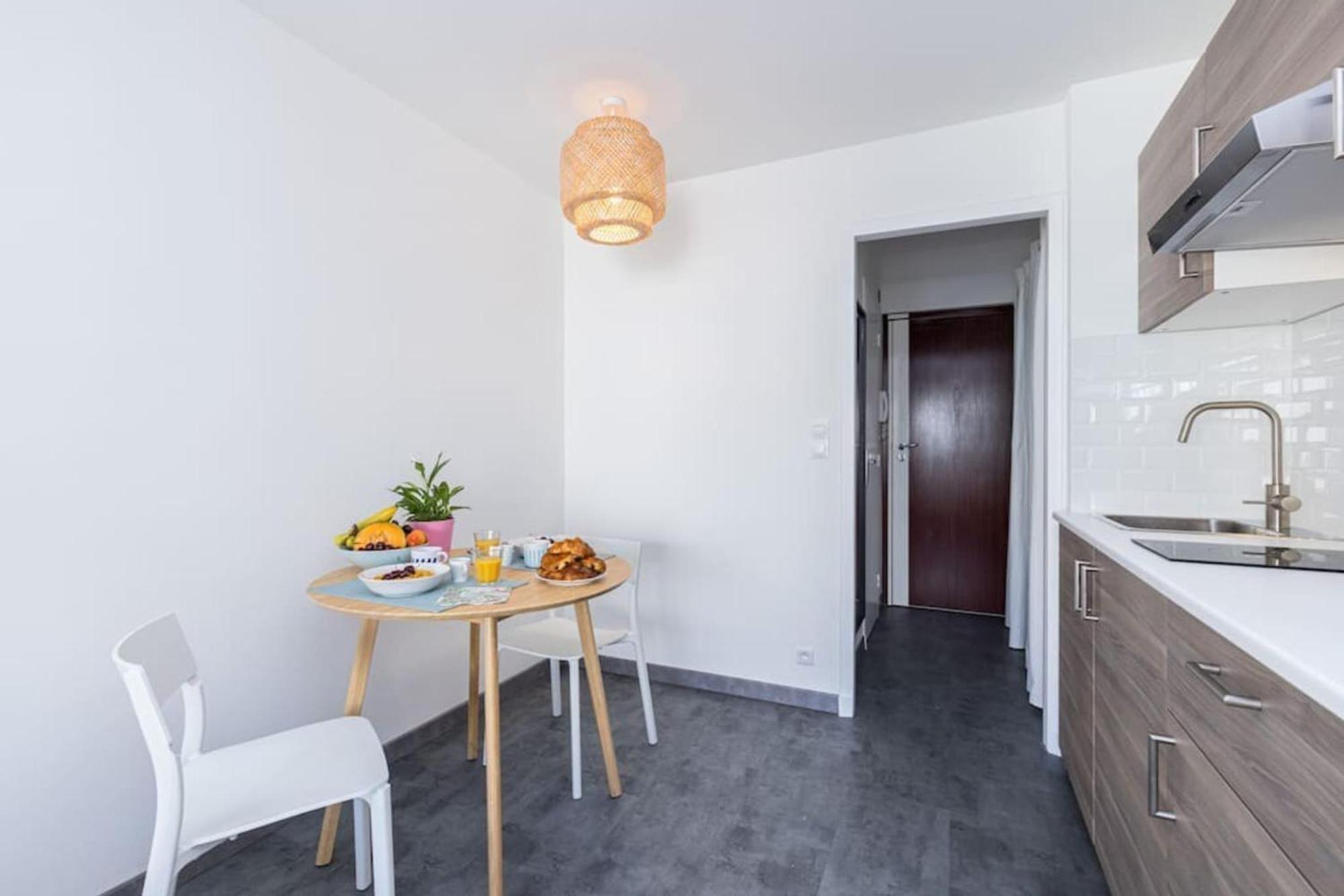 Grosso 4 - With Balcony - Near The Sea Apartment Nizza